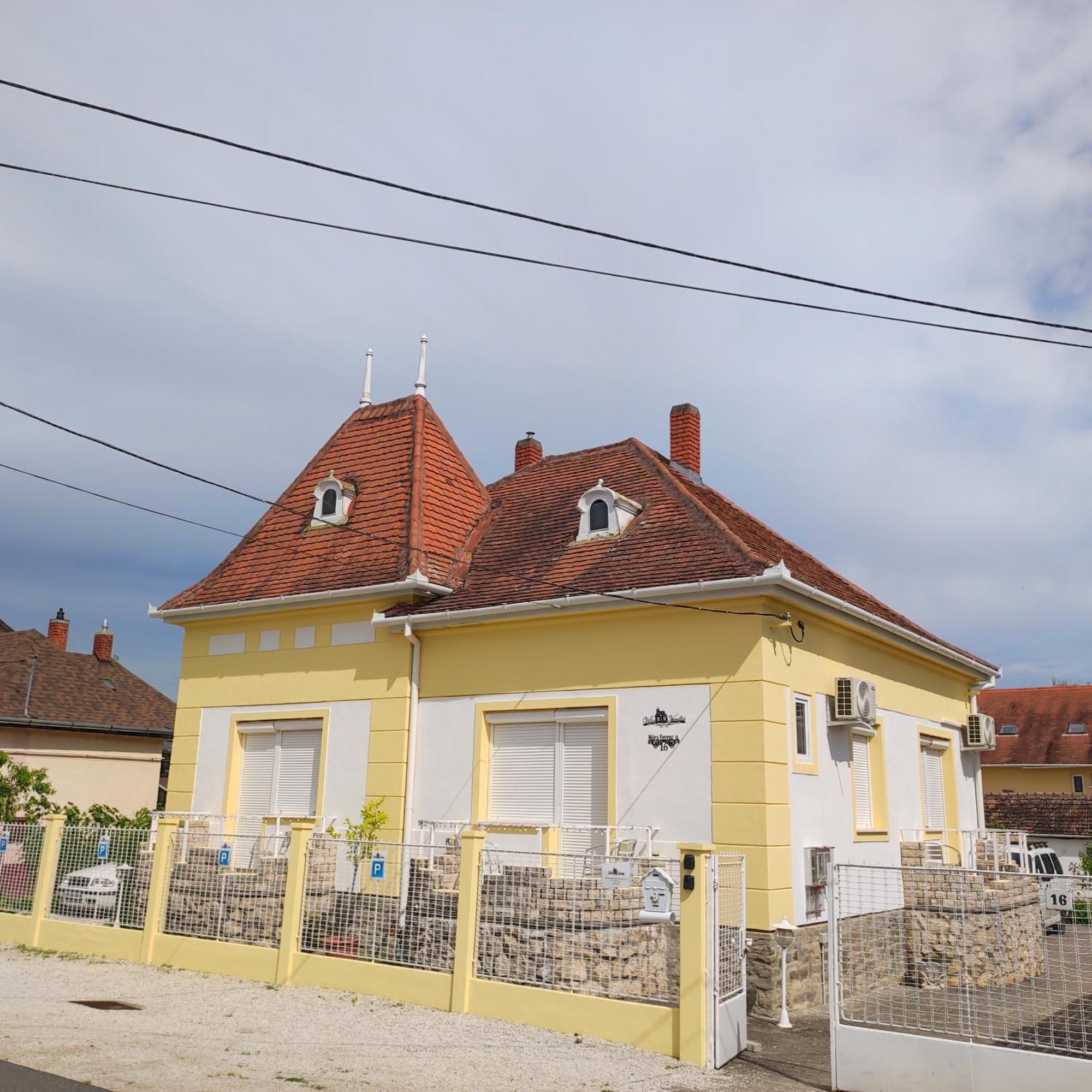 Villa Vanilia Keszthely Luaran gambar